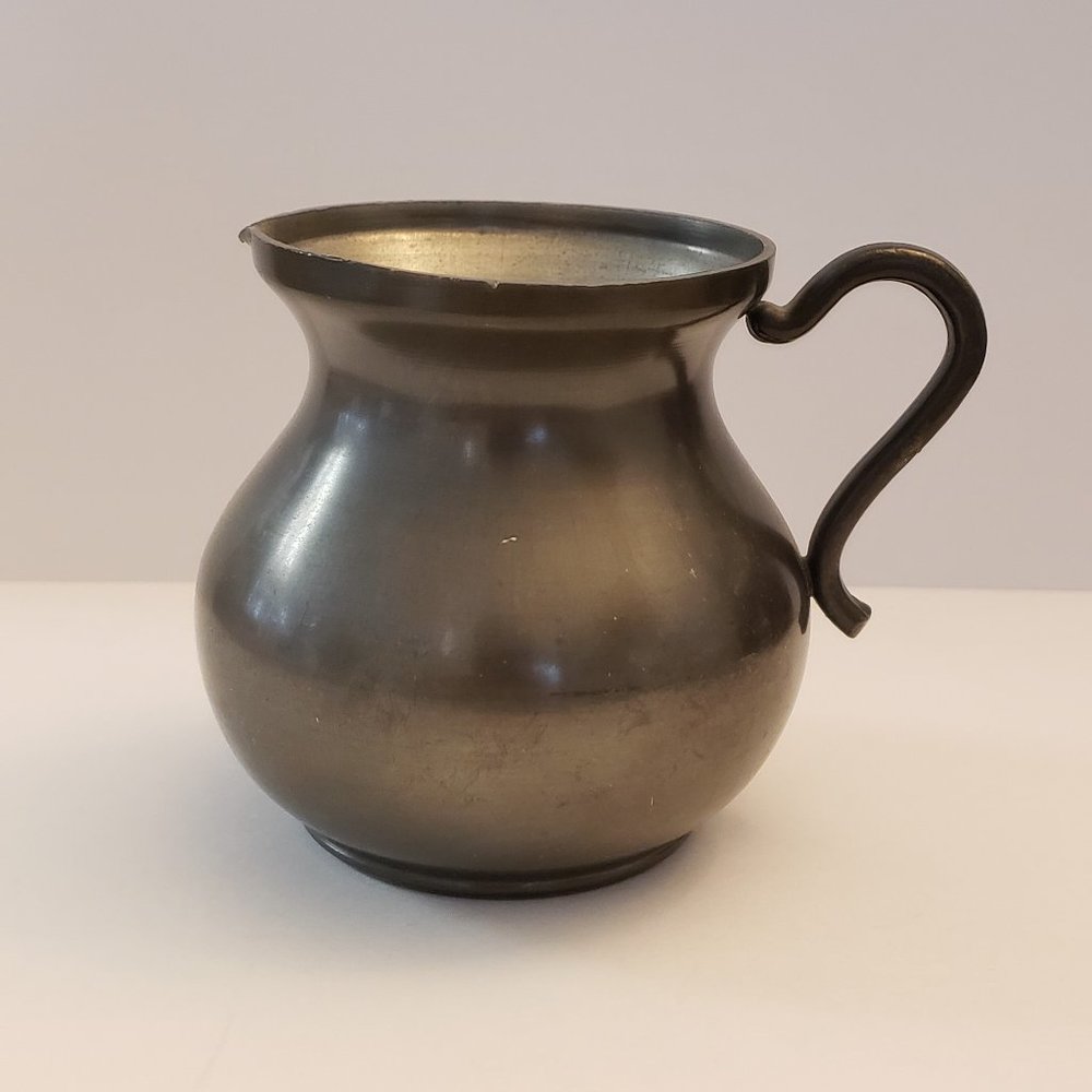 Rein Zinn 92% Pewter - Milk like server - Vintage